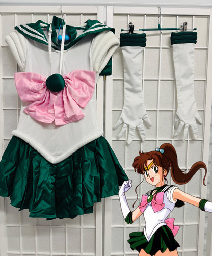 Sailor Jupiter Cosplay